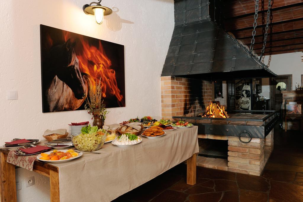 Ranc Milovice Hotel Milovice  Kültér fotó