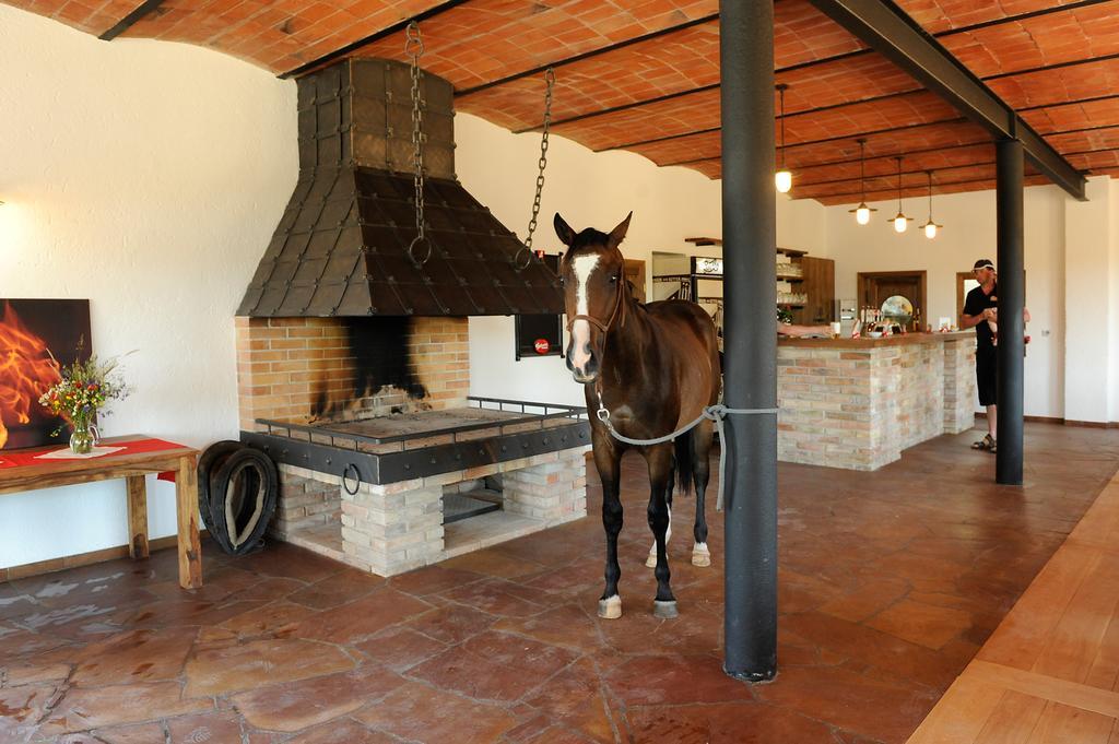 Ranc Milovice Hotel Milovice  Kültér fotó